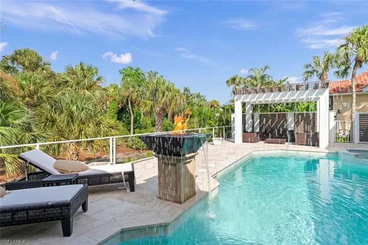 Grand outdoor retreat