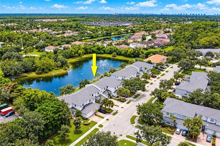 15068 Summit Place Cir 225, Naples, Florida 34119