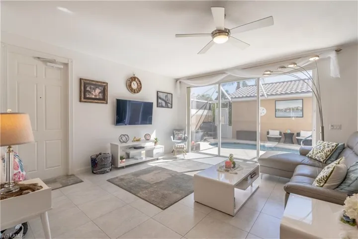 8124 Josefa WAY, NAPLES FL 34114