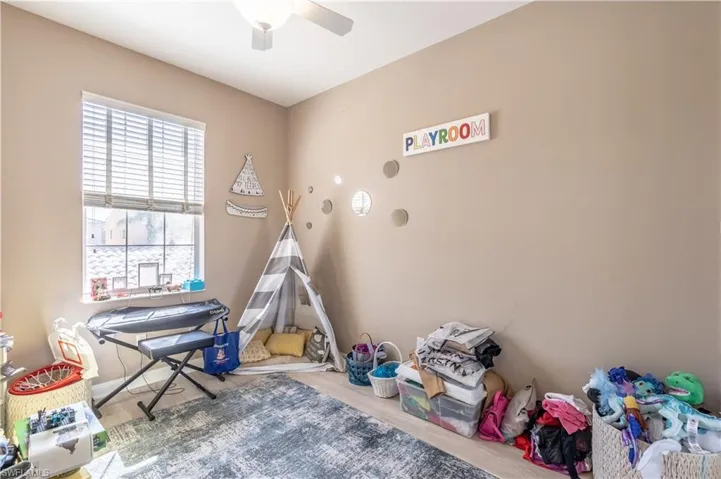 8124 Josefa WAY, NAPLES FL 34114
