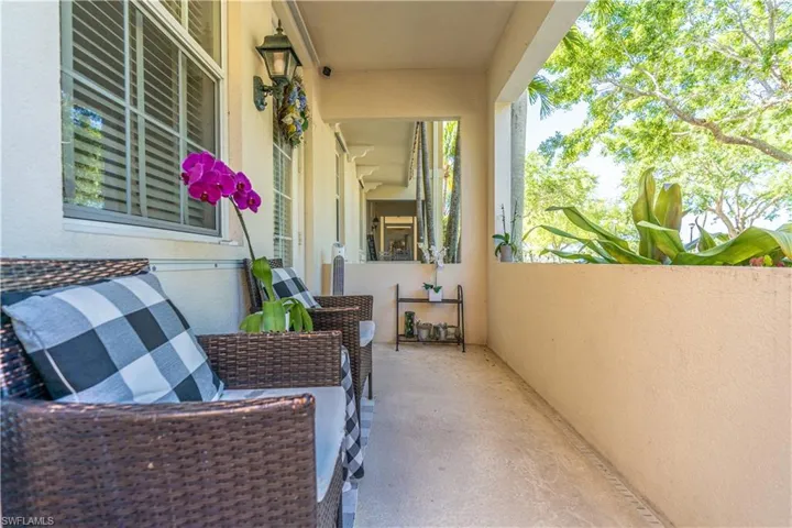 8124 Josefa WAY, NAPLES FL 34114