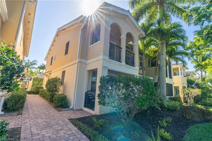 8124 Josefa WAY, NAPLES FL 34114