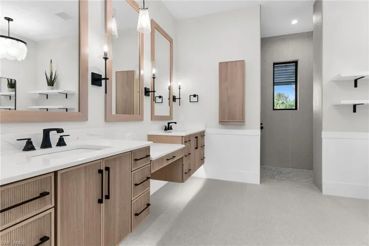 641 Dorando Ct, Marco Island, Florida 34145
