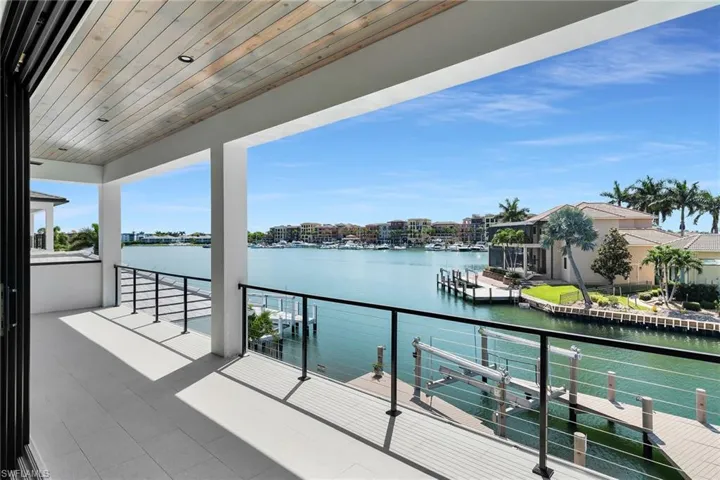 641 Dorando Ct, Marco Island, Florida 34145