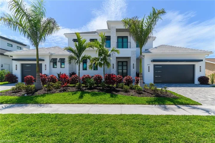 641 Dorando Ct, Marco Island, Florida 34145