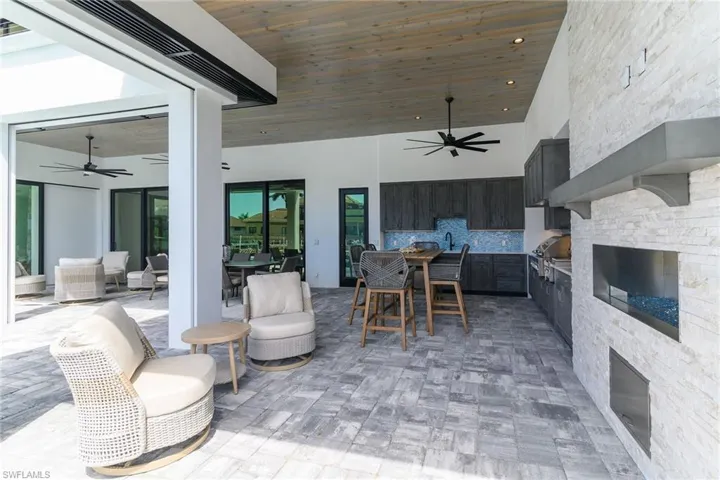 641 Dorando Ct, Marco Island, Florida 34145