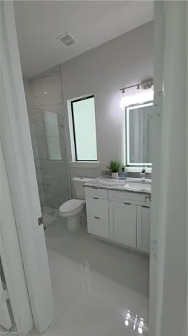 563 15th St Nw, Naples, Florida 34120