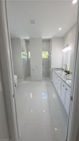 563 15th St Nw, Naples, Florida 34120