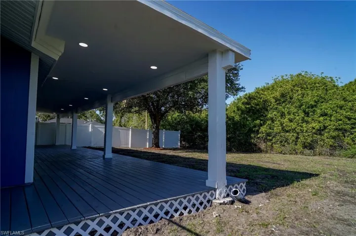 2801 Flora Ave N, Lehigh Acres, Florida 33971