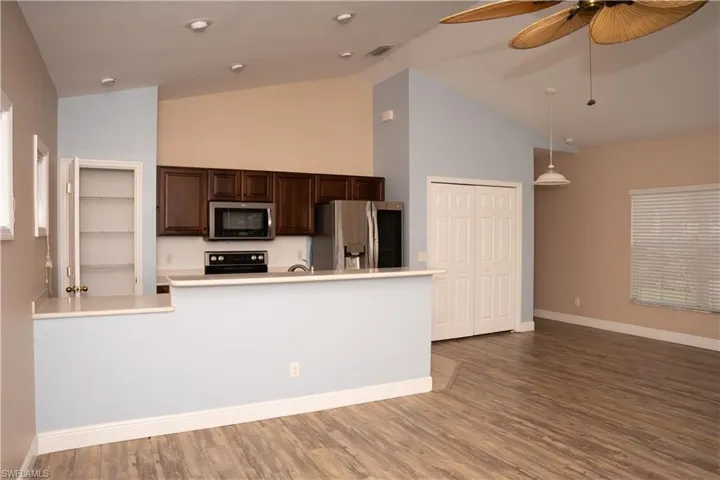 295 Destiny Cir, Cape Coral, Florida 33990