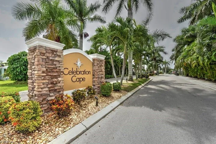 295 Destiny Cir, Cape Coral, Florida 33990