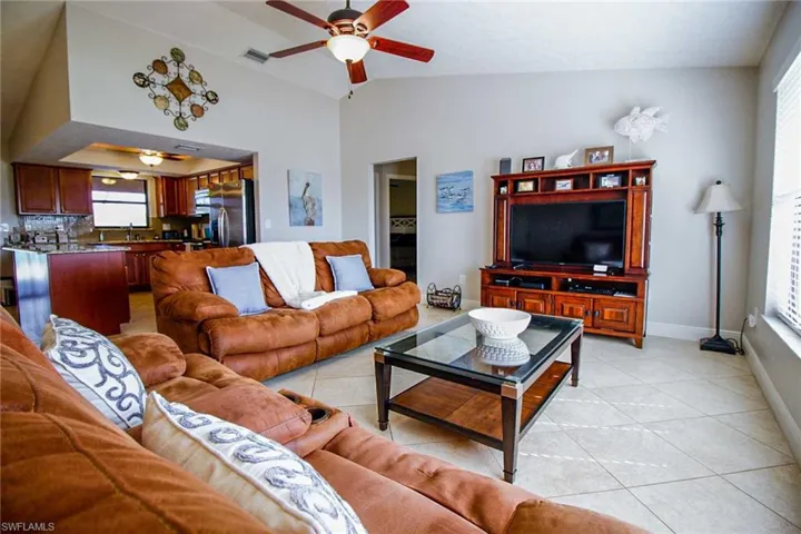1403 Sw 40th Ter, Cape Coral, Florida 33914