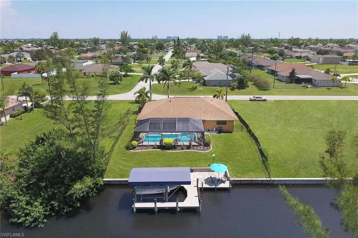 1403 Sw 40th Ter, Cape Coral, Florida 33914