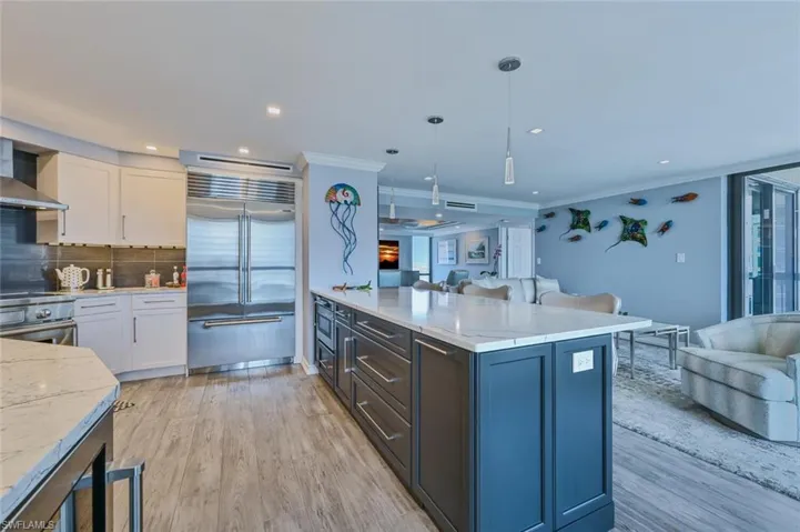 4551 Gulf Shore Blvd N 1406, Naples, Florida 34103