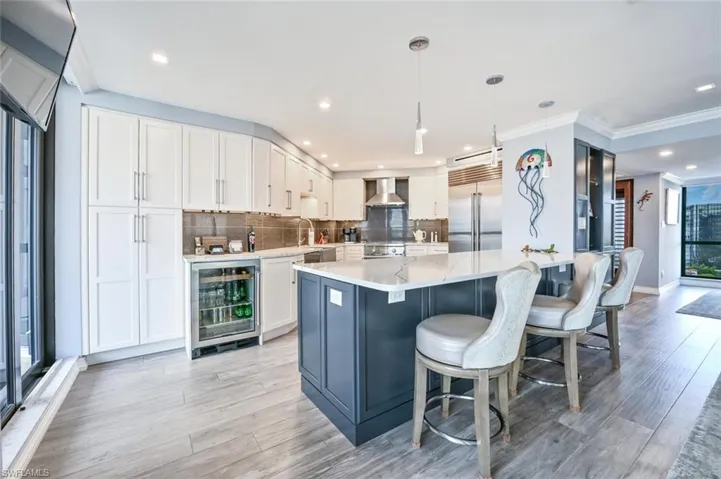 4551 Gulf Shore Blvd N 1406, Naples, Florida 34103