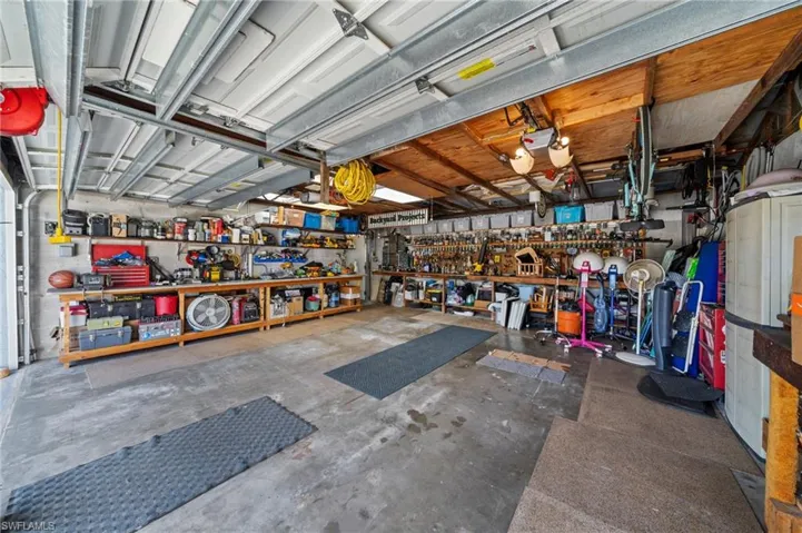 813 105th Ave N, Naples, Florida 34108