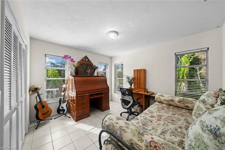 813 105th Ave N, Naples, Florida 34108