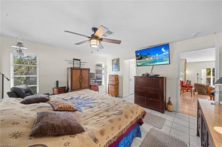 813 105th Ave N, Naples, Florida 34108