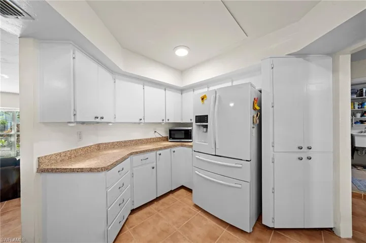 813 105th Ave N, Naples, Florida 34108