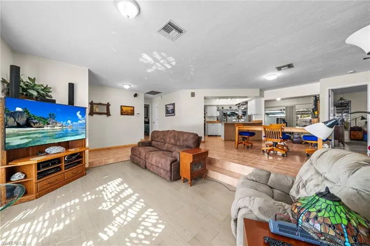 813 105th Ave N, Naples, Florida 34108