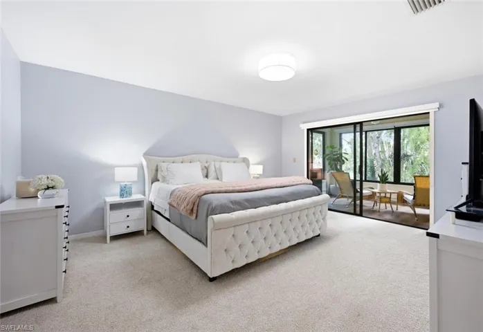 506 Courtside Dr E201, Naples, Florida 34105