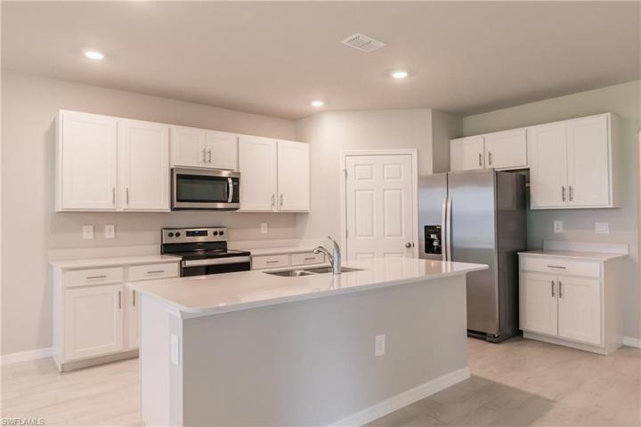 16354  Minorca  DR, PUNTA GORDA, FL 33955