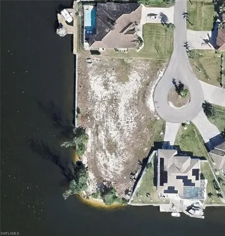 3006 Nw 43rd Pl, Cape Coral, Florida 33993