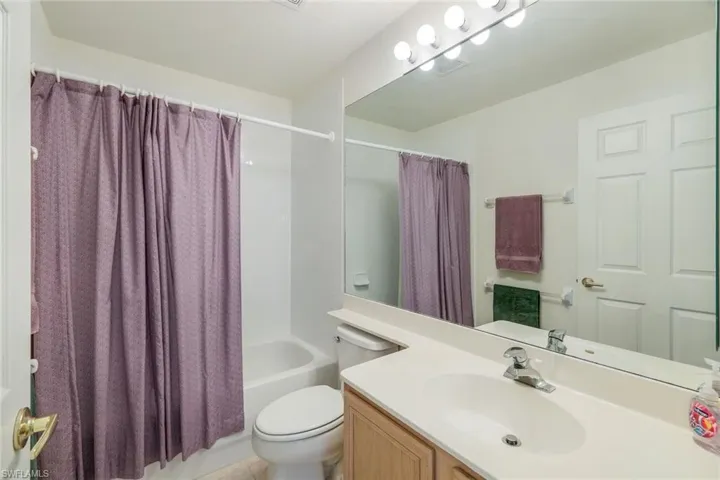 8793  Ventura  WAY, Naples, FL 34109