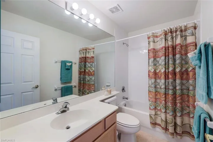 8793  Ventura  WAY, Naples, FL 34109