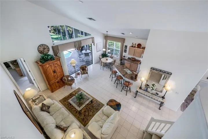 8793  Ventura  WAY, Naples, FL 34109