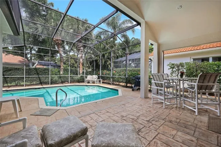 8793  Ventura  WAY, Naples, FL 34109