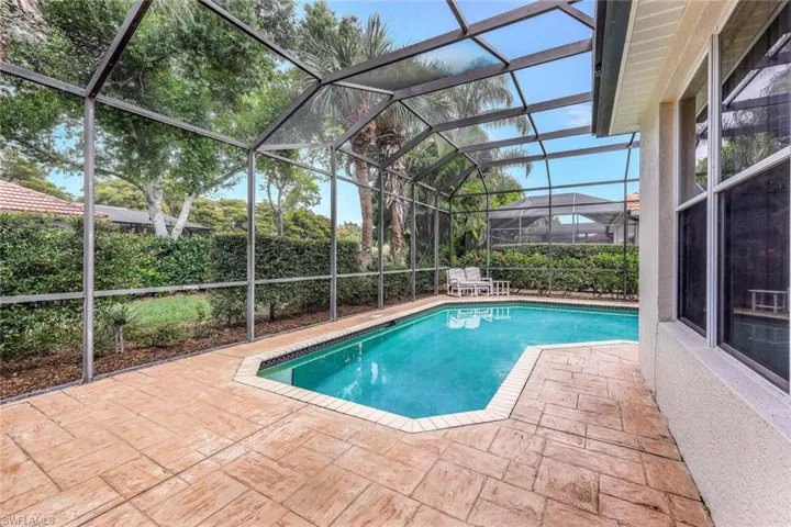 8793  Ventura  WAY, Naples, FL 34109