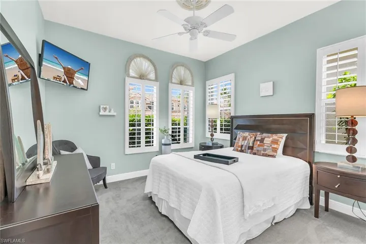 9072  Cherry Oaks  TRL, Naples, FL 34114