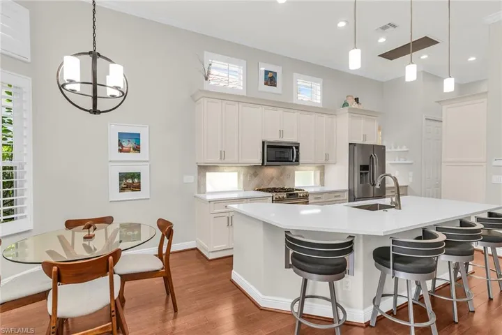9072  Cherry Oaks  TRL, Naples, FL 34114