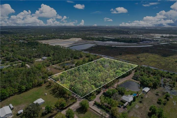 8750  Henderson Grade  , NORTH FORT MYERS, FL 33917