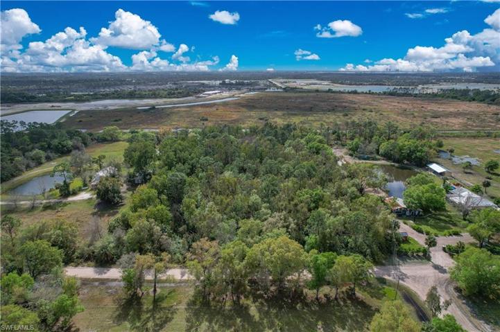 8750  Henderson Grade  , NORTH FORT MYERS, FL 33917