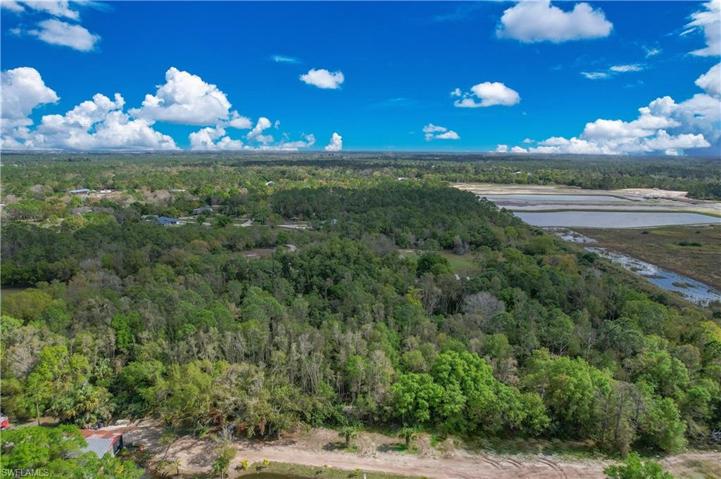8750  Henderson Grade  , NORTH FORT MYERS, FL 33917