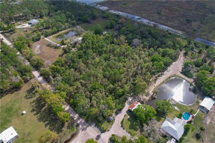 8750  Henderson Grade  , NORTH FORT MYERS, FL 33917