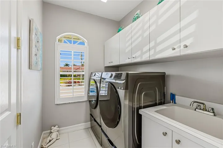798 Sea Ct, Marco Island, Florida 34145