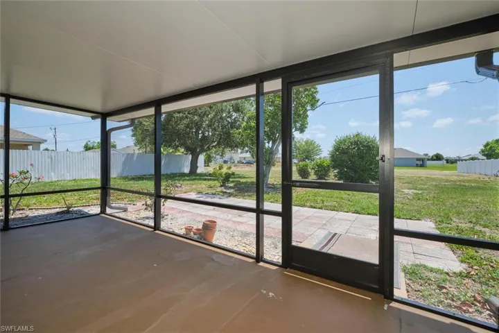 609 Nw 3rd Ave, Cape Coral Fl 33993