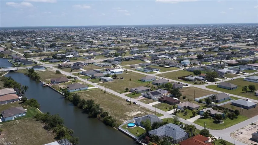 609 Nw 3rd Ave, Cape Coral Fl 33993