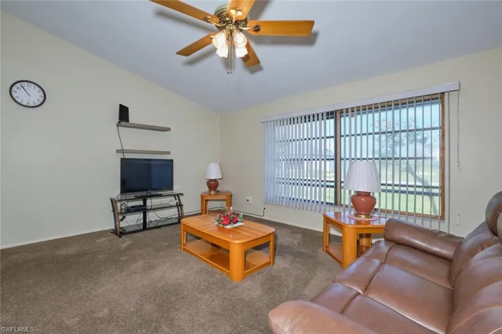 609 Nw 3rd Ave, Cape Coral Fl 33993