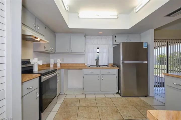 609 Nw 3rd Ave, Cape Coral Fl 33993