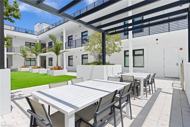 850 Central Ave 203, Other, Florida 34102