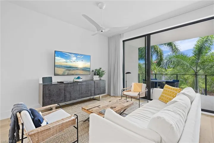 850 Central Ave 203, Other, Florida 34102
