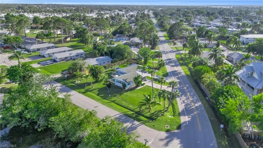 2134  Palm  ST, Naples, FL 34119