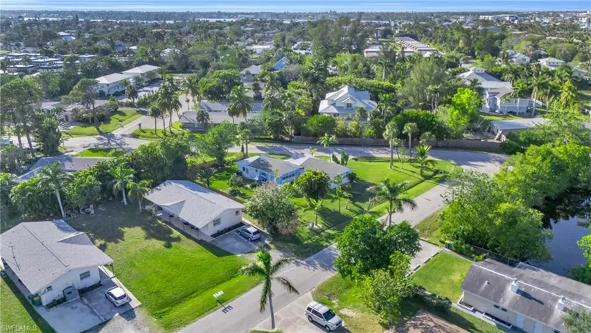 2134  Palm  ST, Naples, FL 34119