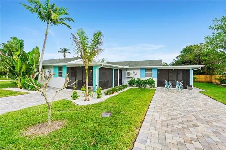2134  Palm  ST, Naples, FL 34119