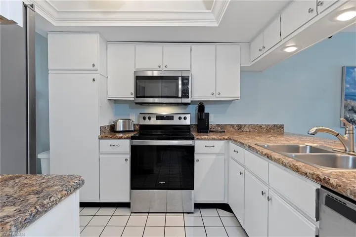 400 Fox Haven Dr 4108, Naples, Florida 34104