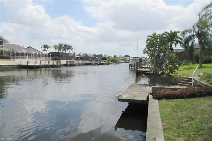 Dock
